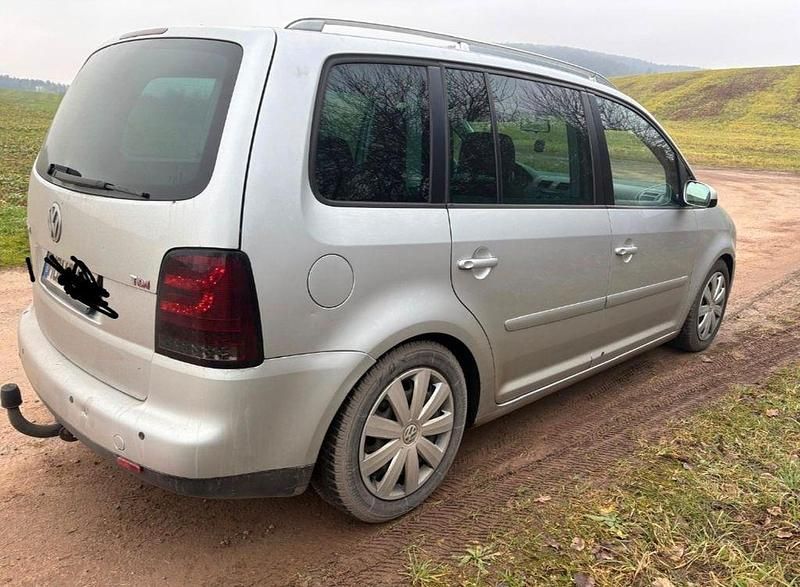 Gebraucht VW Touran Highline 136 PS (100 kW) 2004 Silber Van / Kleinbus