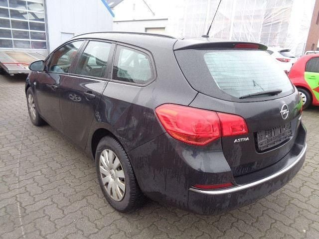 Gebraucht Opel Astra 110 PS (80 kW) 2015 Schwarz Kombi