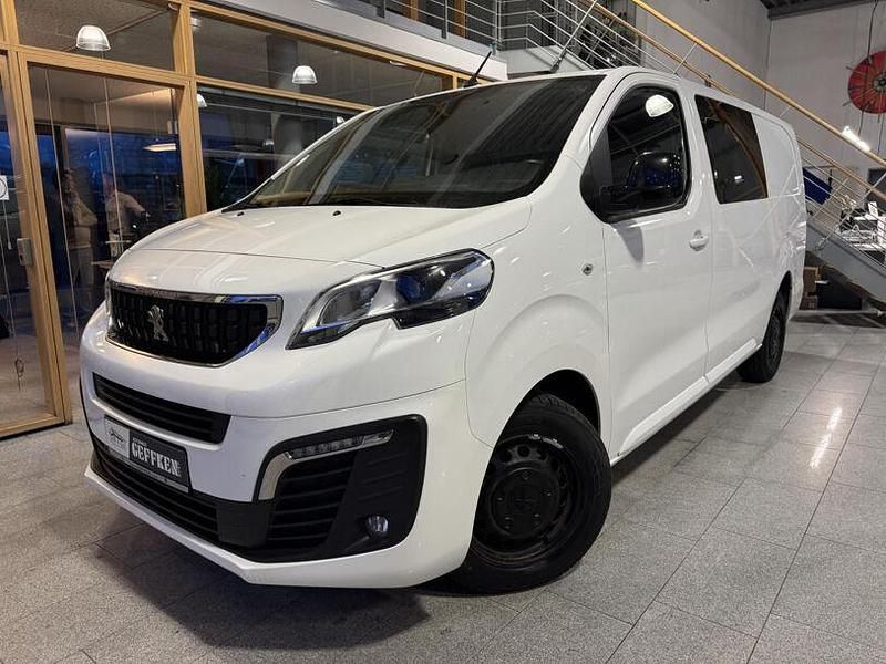 Gebraucht Peugeot Expert 177 PS (130 kW) 2022 Weiß Van