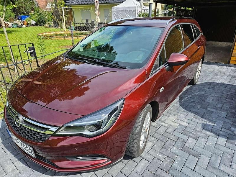 Gebraucht Opel Astra 150 PS (110 kW) 2018 Rot Kombi