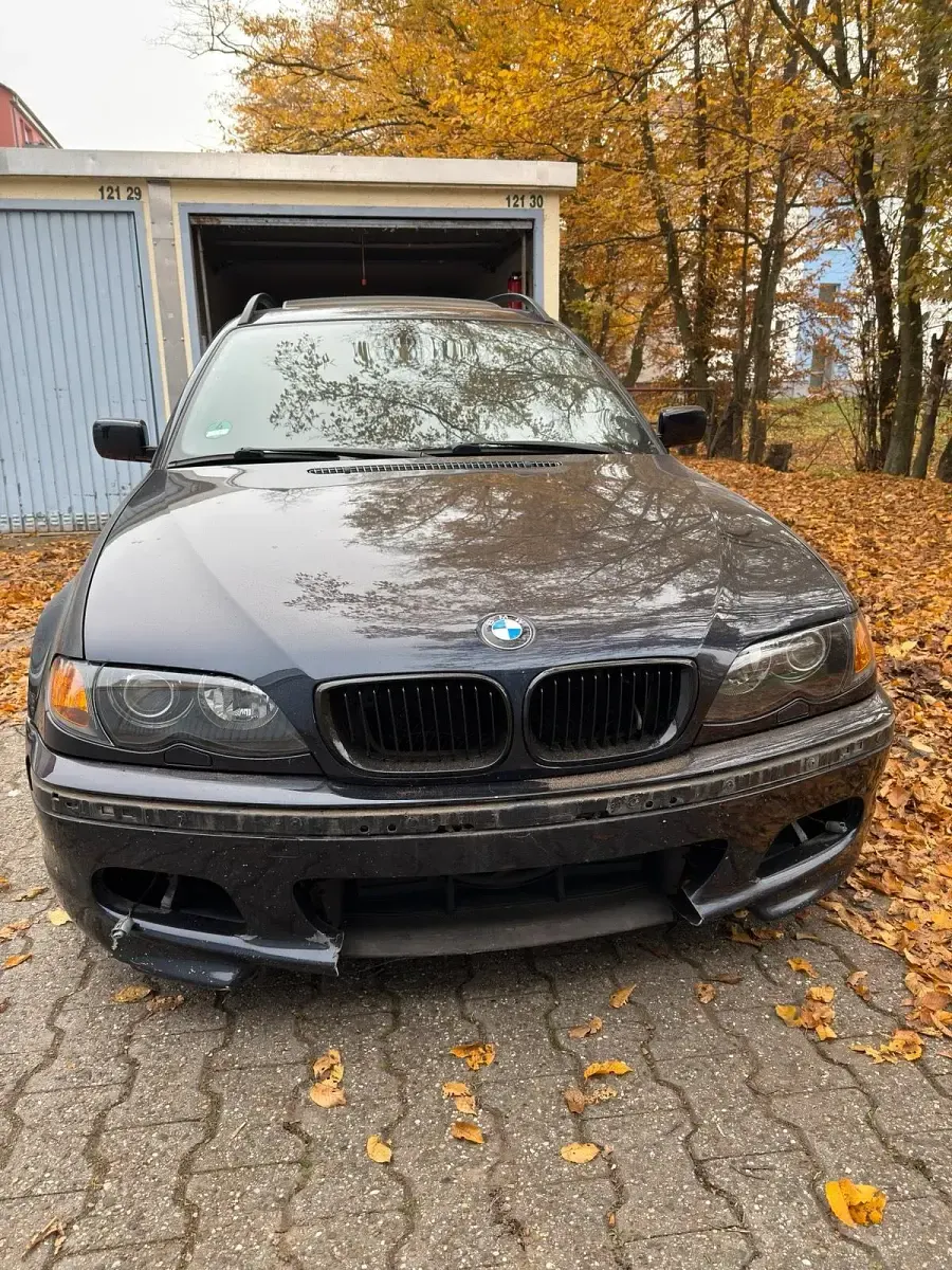 Gebraucht BMW 320 M Sport 170 PS (125 kW) 2002 Blau Kombi
