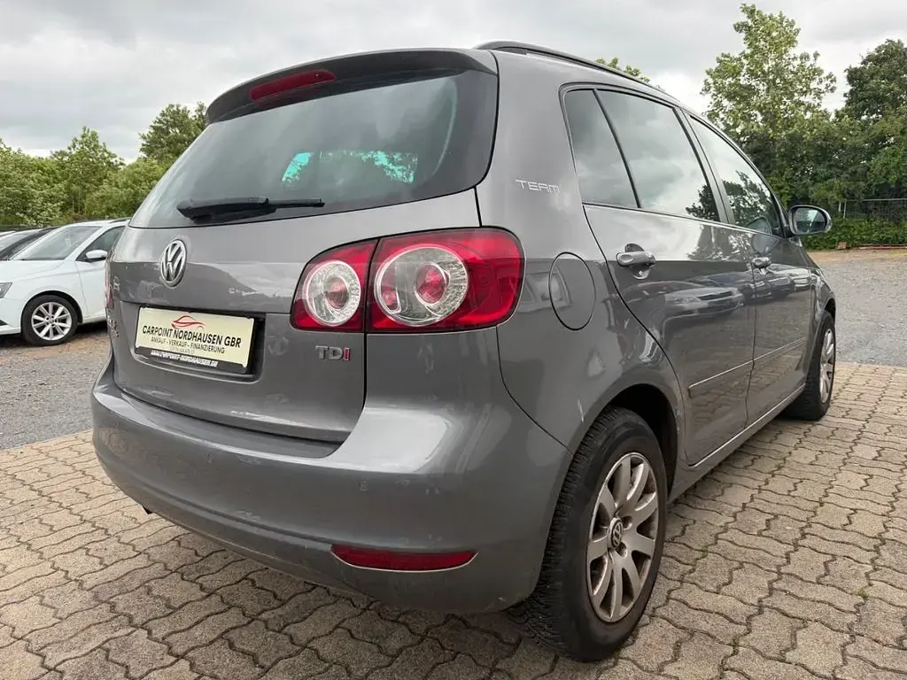 Gebraucht VW Golf Plus Cross Team 105 PS (77 kW) 2010 Grau Limousine