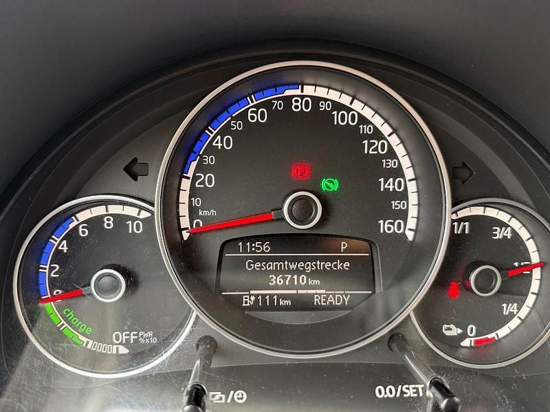 Gebraucht VW e-up! Style 61 kW (83 PS) 2021 Blau Kleinwagen