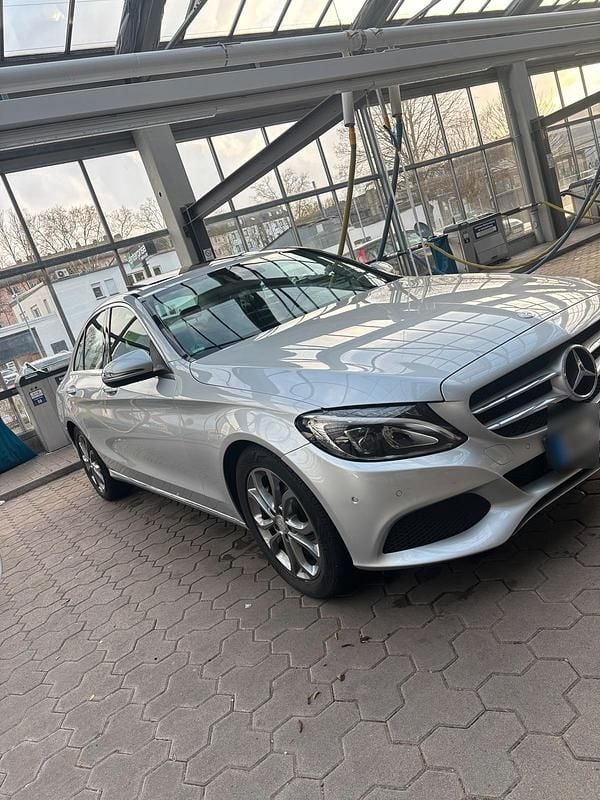 Gebraucht Mercedes C200 136 PS (100 kW) 2016 Silber Limousine