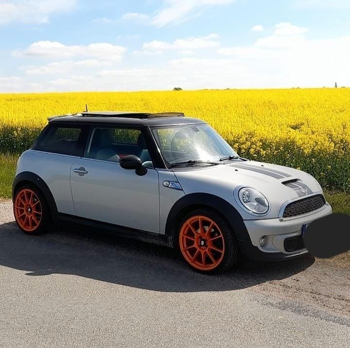 Silber Gebraucht 2012 Mini Cooper S Kleinwagen | 6.400 € (Guter Preis) - Bild 1/4