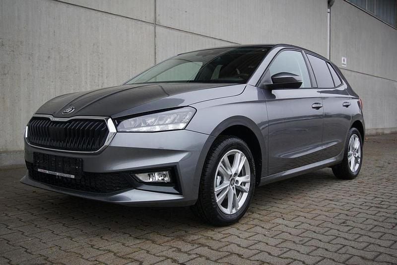 Neu Skoda Fabia 95 PS (69 kW) 2025 Graphitegrau metallic Kleinwagen