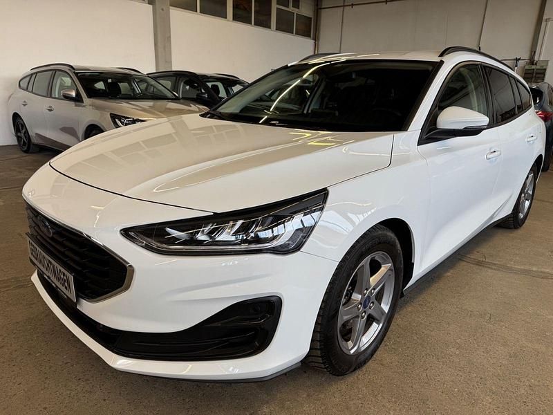 Gebraucht Ford Focus Cool & Connect 120 PS (88 kW) 2022 Weiß Kombi