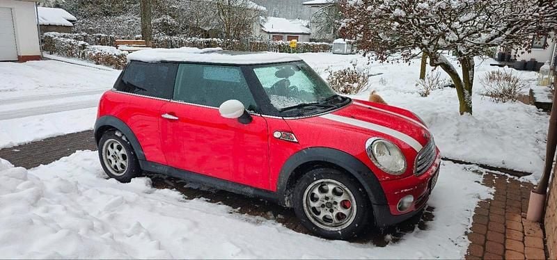 Rot Gebraucht 2009 Mini Cooper Pepper Kleinwagen | 3.500 € (Superpreis) - Bild 1/4