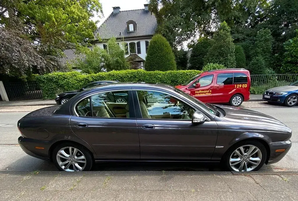 Gebraucht Jaguar X-type Executive 230 PS (169 kW) 2008 Grau Limousine