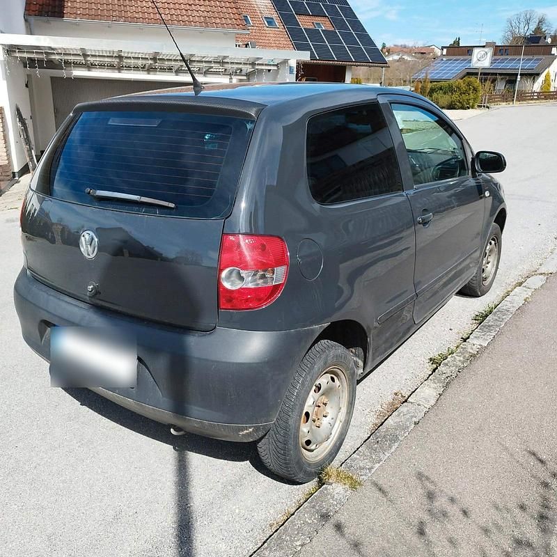 Second-hand VW Fox 50 CP (36 kW) 2009 Gri Hatchback