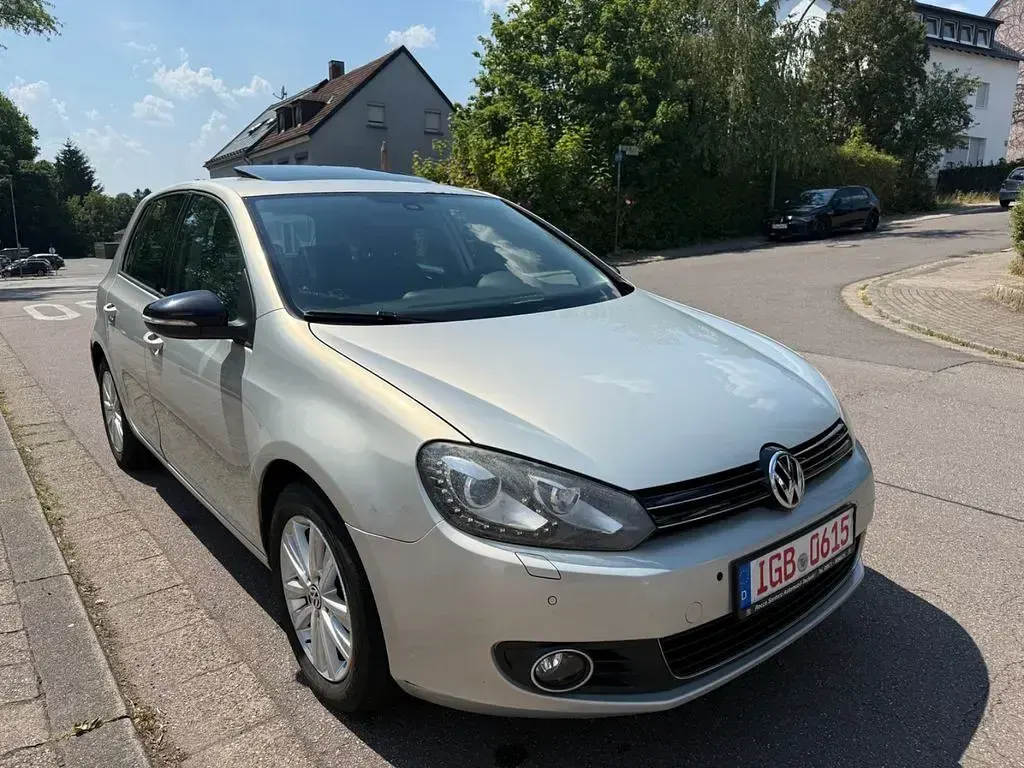 Gebraucht VW Golf VI Style 140 PS (102 kW) 2011 Silber Limousine