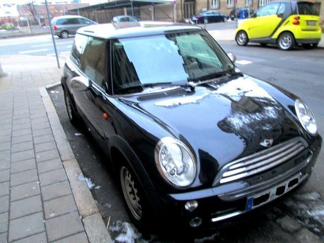 Gebraucht Mini ONE 90 PS (66 kW) 2004 Schwarz Kleinwagen