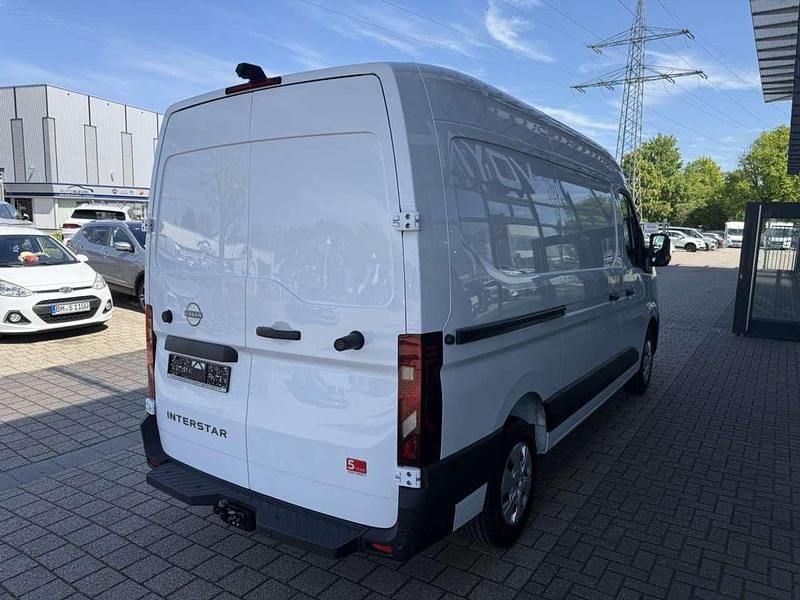 Neu Nissan Interstar 150 PS (110 kW) 2026 Weiß Van