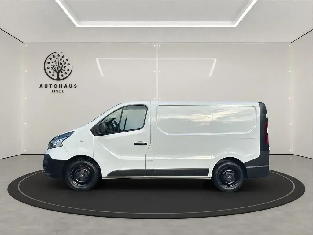 Gebraucht Renault Trafic Komfort 120 PS (88 kW) 2019 Weiß Van / Kleinbus