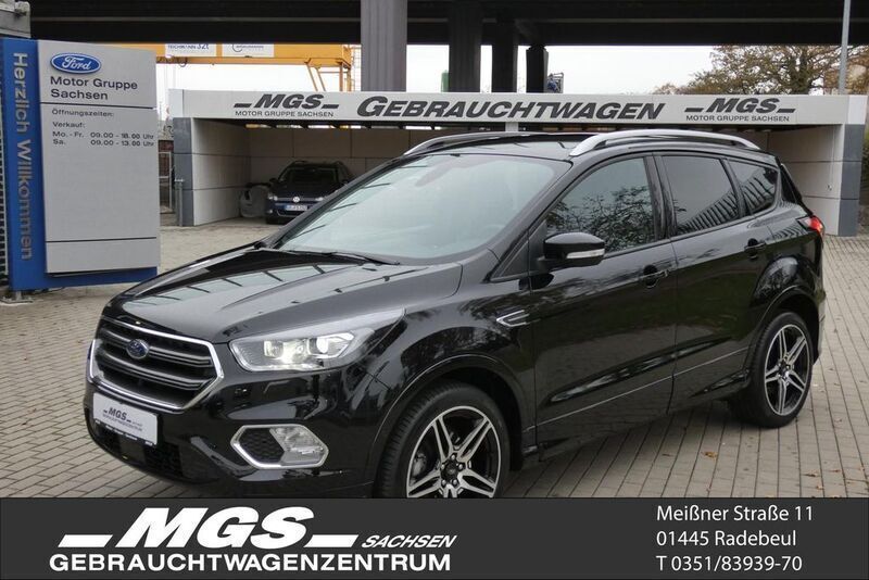 Iridiumschwarz metallic Gebraucht 2019 Ford Kuga SUV | 17.450 € (Guter Preis) - Bild 1/4