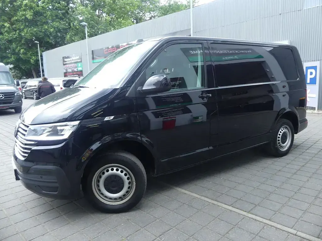 Gebraucht VW Transporter 110 PS (80 kW) 2021 Schwarz Van
