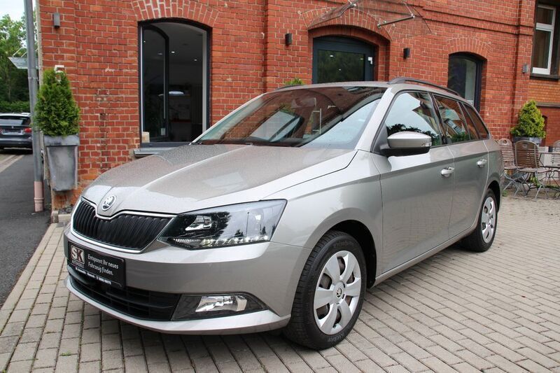 Beige Gebraucht 2015 Skoda Fabia Ambition Kombi | 8.900 € (Fairer Preis) - Bild 1/4