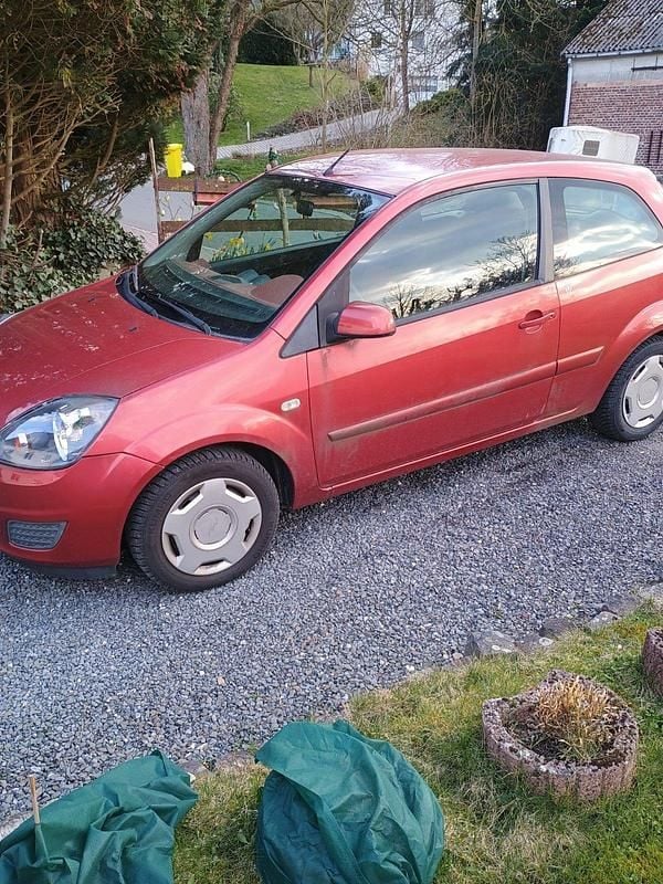 Gebraucht Ford Fiesta 60 PS (44 kW) 2008 Kleinwagen