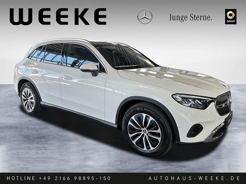 Gebraucht Mercedes GLC200 Avantgarde 204 PS (150 kW) 2024 Weiß SUV