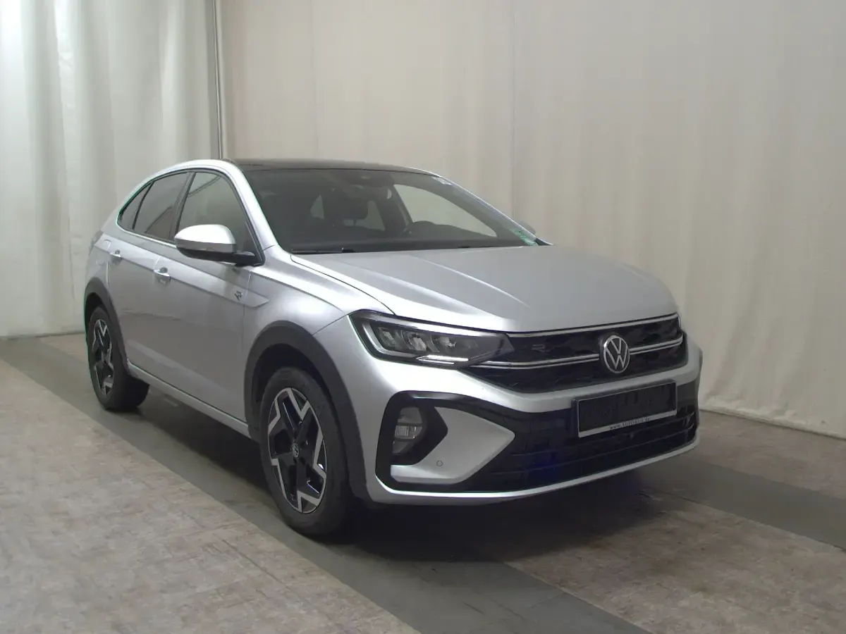 Gebraucht VW Taigo R-line 116 PS (85 kW) 2025 Grau SUV