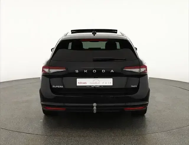 Gebraucht Skoda Superb Selection 193 PS (141 kW) 2024 Schwarz Kombi
