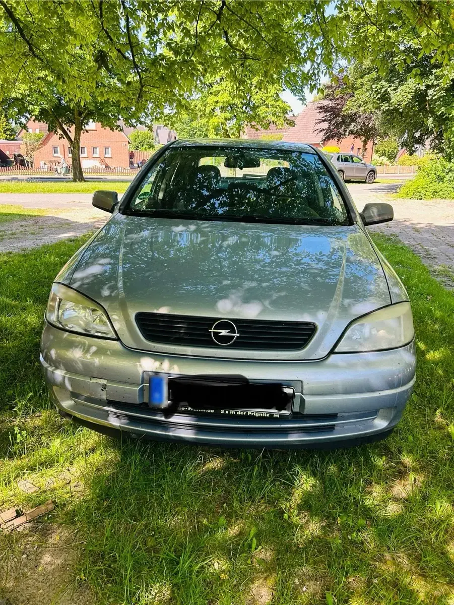 Gebraucht Opel Astra 101 PS (74 kW) 2001 Grau Limousine