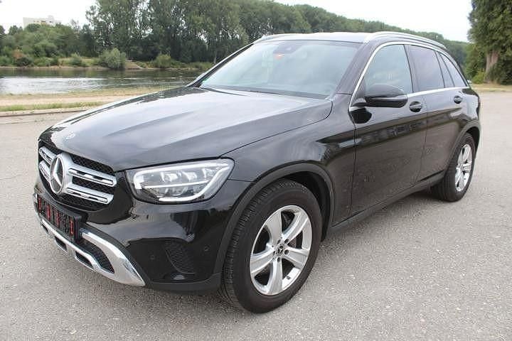Gebraucht Mercedes GLC200 197 PS (144 kW) 2020 Schwarz SUV