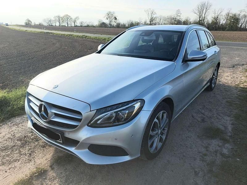 Gebraucht Mercedes C180 116 PS (85 kW) 2016 Silber Kombi