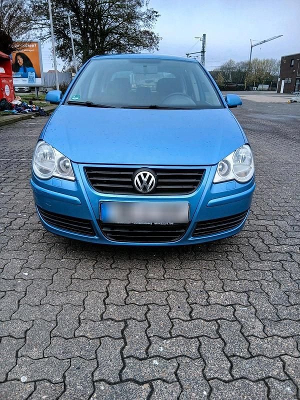 Gebraucht VW Polo 60 PS (44 kW) 2005 Blau Kleinwagen