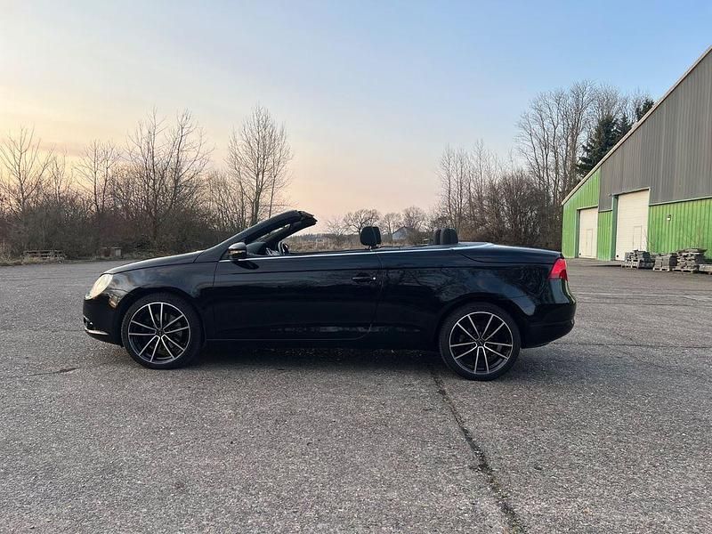 Gebraucht VW Eos Edition 160 PS (117 kW) 2009 Schwarz Cabrio