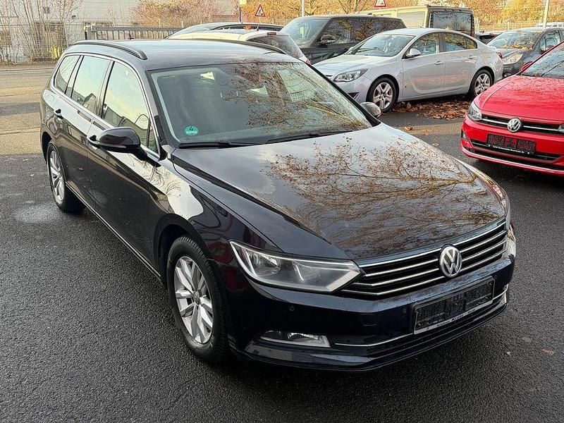 Schwarz Gebraucht 2016 VW Passat Comfortline Kombi | 8.900 € (Guter Preis) - Bild 1/4
