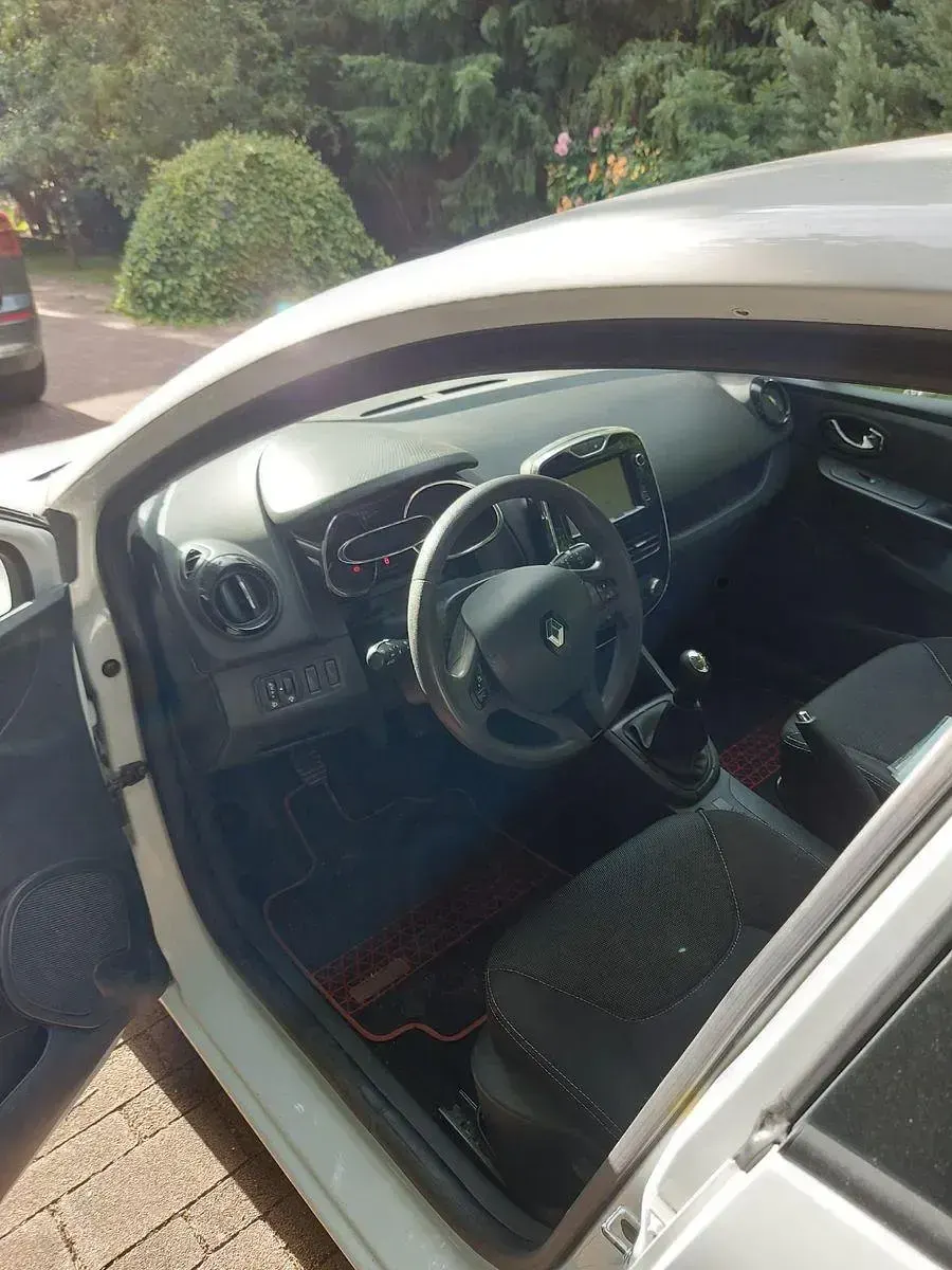 Gebraucht Renault Clio Dynamique 73 PS (53 kW) 2014 Weiß Kleinwagen