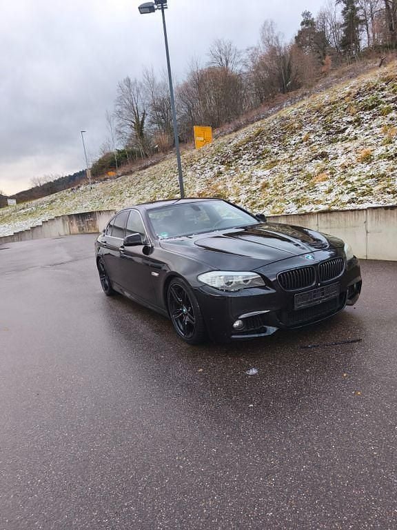 Gebraucht BMW 550 Performance 408 PS (300 kW) 2011 Schwarz Limousine