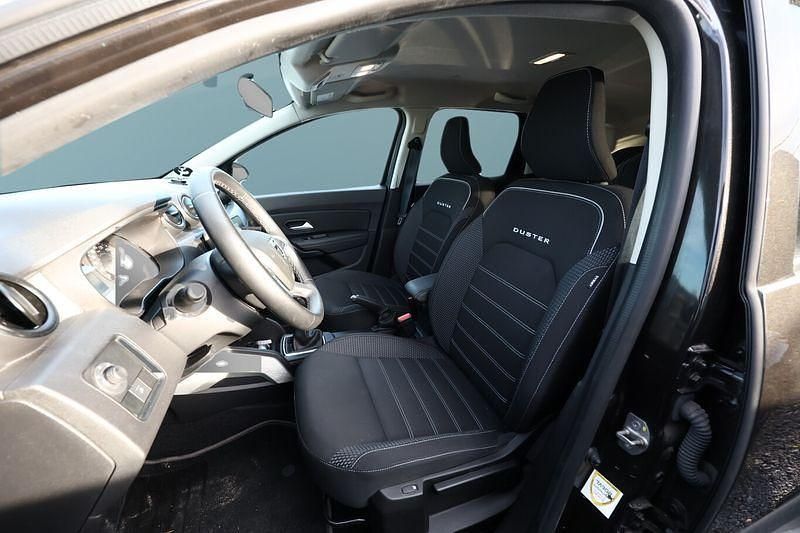 Gebraucht Dacia Duster 131 PS (96 kW) 2022 Schwarz SUV