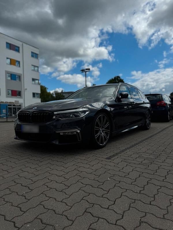 Usata BMW 540 320 CV (235 kW) 2017 Grigio Station wagon