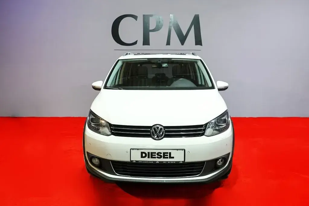 Gebraucht VW Touran Cross 140 PS (102 kW) 2013 Weiß Van / Kleinbus