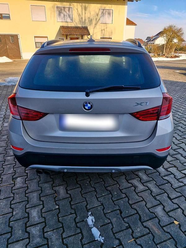 Gebraucht BMW X1 183 PS (134 kW) 2012 Grau SUV
