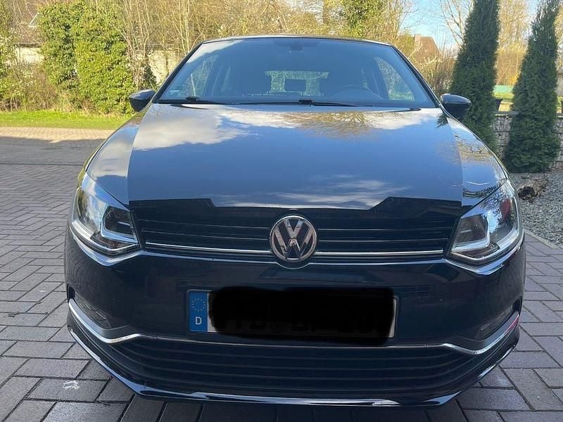 Gebraucht VW Polo LOUNGE 90 PS (66 kW) 2016 Schwarz Kleinwagen