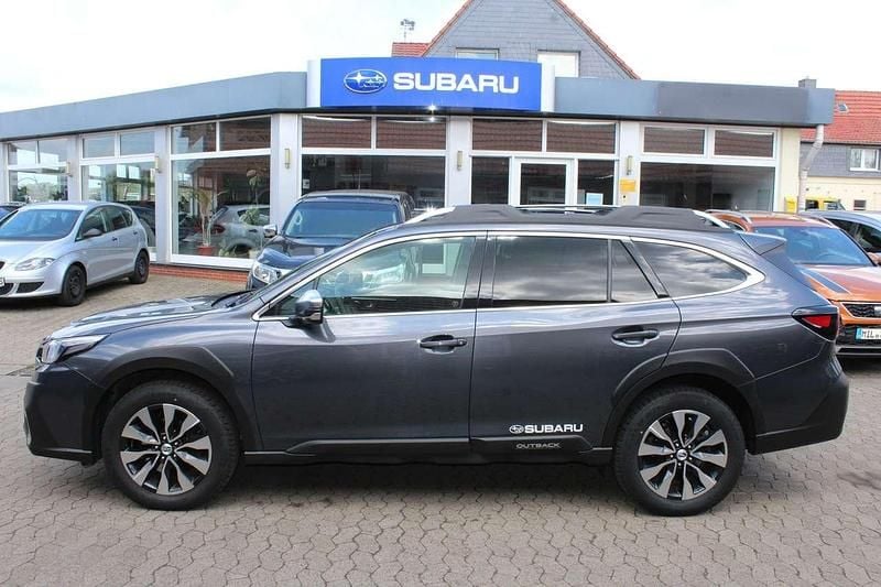Magnetite gray (m) Gebraucht 2024 Subaru Outback Platinum SUV | 40.990 € (Fairer Preis) - Bild 1/4
