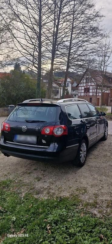 Gebraucht VW Passat Highline 140 PS (102 kW) 2009 Schwarz Kombi