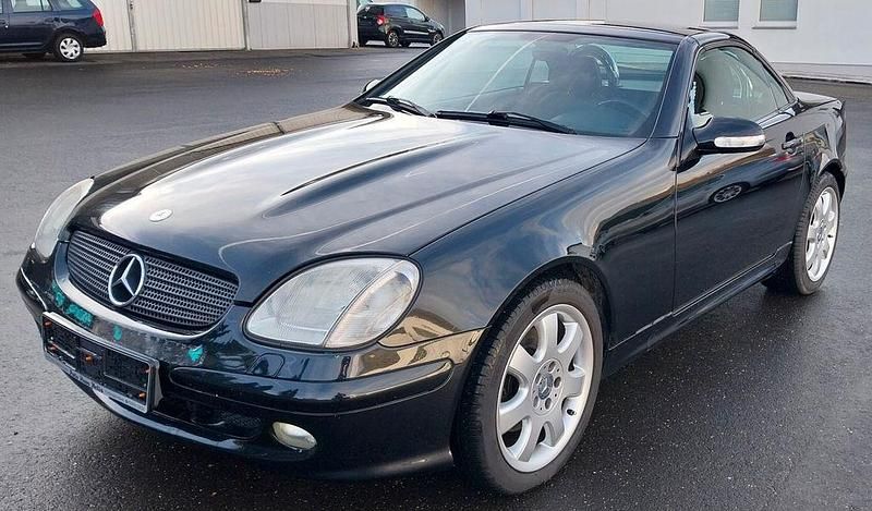 Schwarz Gebraucht 2002 Mercedes SLK320 Edition Cabrio | 5.590 € (Guter Preis) - Bild 1/4