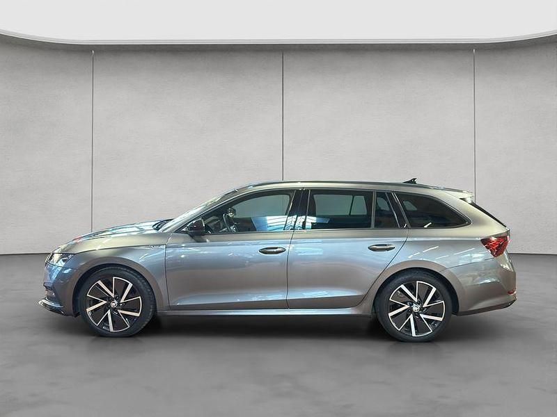 Gebraucht Skoda Octavia SportLine 150 PS (110 kW) 2023 Grau Kombi
