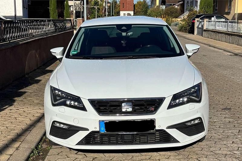 Gebraucht Seat Leon FR 190 PS (139 kW) 2018 Weiß Kleinwagen