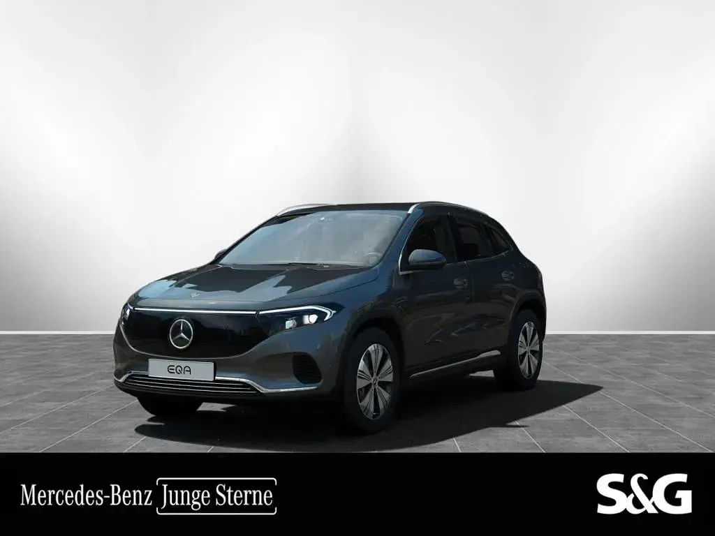 Gebraucht Mercedes EQA300 167 kW (228 PS) 2025 SUV