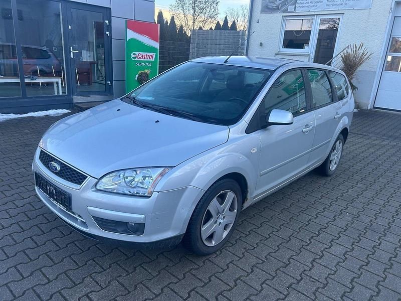 Silber Gebraucht 2007 Ford Focus Style Kombi | 1.200 € (Superpreis) - Bild 1/4
