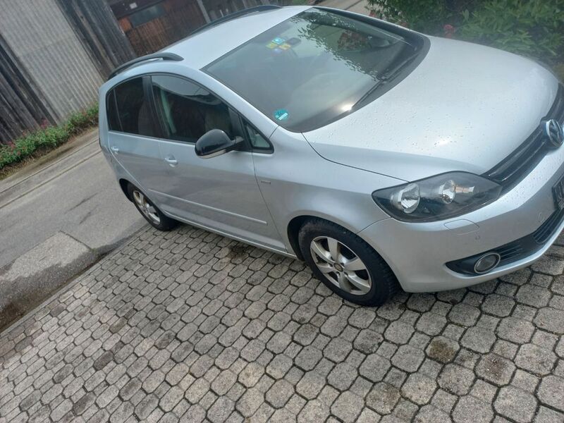 Grau Gebraucht 2013 VW Golf Plus Van / Kleinbus | 3.280 € (Superpreis) - Bild 1/4