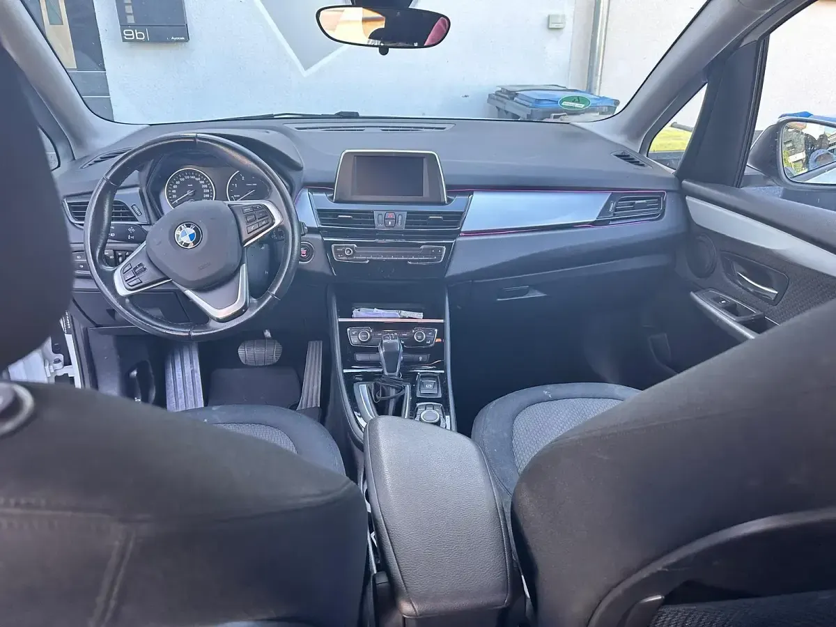 Gebraucht BMW 218 2016 Weiß Kombi