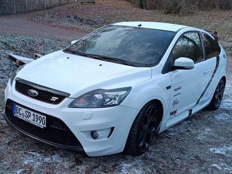 Gebraucht Ford Focus ST 280 PS (205 kW) 2008 Weiß Limousine