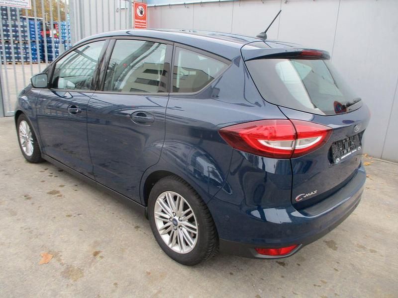 Usata Ford C-MAX Cool & Connect 101 CV (74 kW) 2017 Blu Monovolume