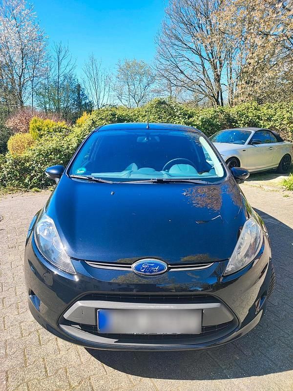 Gebraucht Ford Fiesta 82 PS (60 kW) 2010 Schwarz Kleinwagen